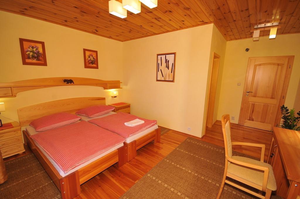 Penzion Tri klasy Nová Lesná Zewnętrze zdjęcie
